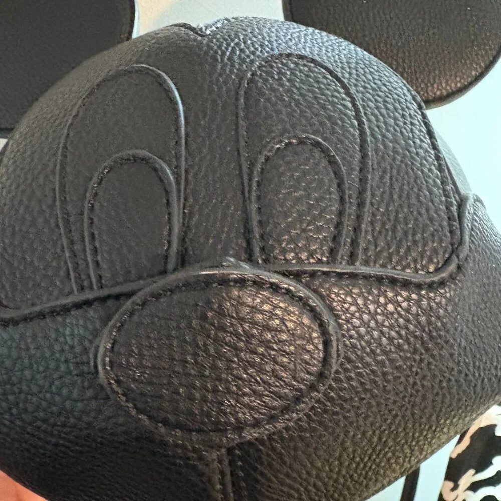 Limited Edition Danielle Nicole 3-D Mickey Mouse Crossbody - Picture 10 of 10